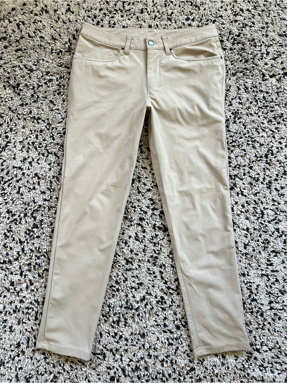 Lululemon ABC Slim Fit Pants Warpstreme 28” Inseam Light Khaki LM5AD8S Men’s 30